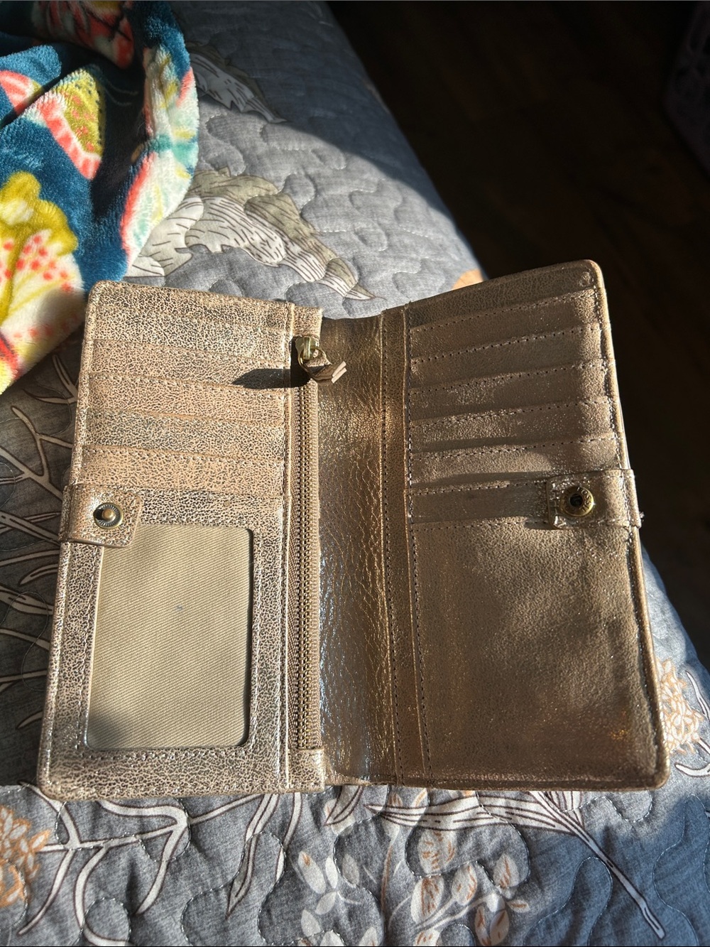 Fossil Wallet - Picture 5 of 6